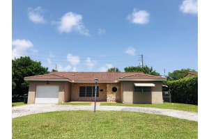 899 NW 7th St, Boca Raton, FL 33486, Sold 12/02/20