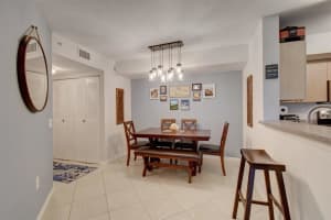 214 Villa Cir, Boynton Beach, FL 33435, Sold 10/29/20