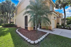 210 River Bluff Ln, Royal Palm Beach, FL 33411, Sold 10/29/20