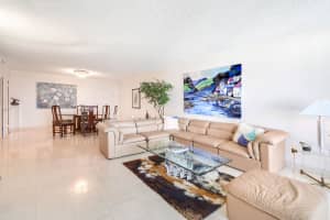 2295 S Ocean Blvd, Palm Beach, FL 33480, Sold 07/02/21