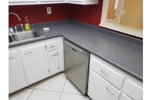 704 SE 2nd Ave, Deerfield Beach, FL 33441, Sold 11/20/20