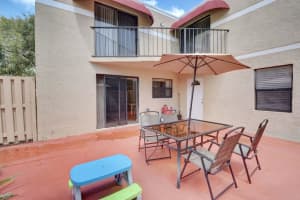 4175 Village Dr, Delray Beach, FL 33445, Sold 10/16/20