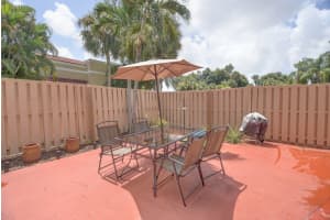4175 Village Dr, Delray Beach, FL 33445, Sold 10/16/20