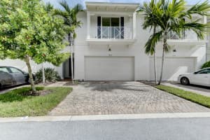 7243 Oxford Ct, Palm Beach Gardens, FL 33418, Sold 12/28/20
