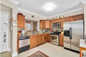 5045 Harmony Cir, Vero Beach, FL 32967, Sold 03/05/21