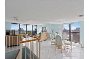 355 S Ocean Dr, Fort Pierce, FL 34949, Sold 04/08/21