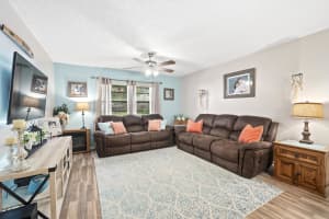 31 Mahoris Dr, Royal Palm Beach, FL 33411, Sold 10/27/20