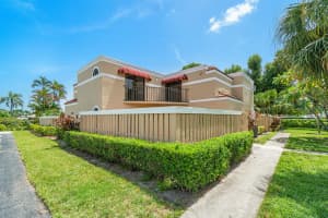 3660 Village Dr, Delray Beach, FL 33445, Sold 10/23/20