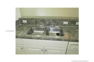 2021 Island Dr, West Palm Beach, FL 33404, Sold 11/19/20