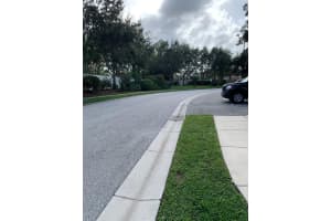 1152 Pinewood Lake Ct, Greenacres, FL 33415, Sold 12/18/20