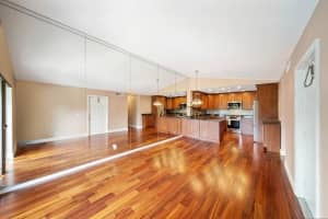 701 Waterside Dr, Hypoluxo, FL 33462, Sold 03/31/21