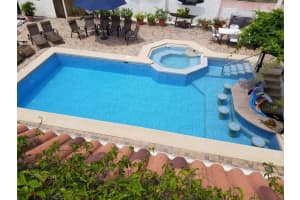 1 Casa En Punta Blanca Ecuador, Other County Not In Usa, Florida 00000