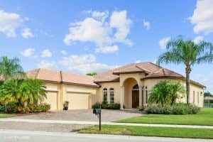 812 SW St Julien Ct, Port St. Lucie, FL 34986, Sold 12/08/20