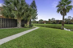 6345 Red Pine Ln, Greenacres, FL 33415, Sold 01/06/21