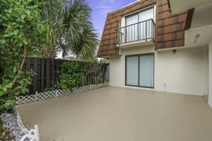 6345 Red Pine Ln, Greenacres, FL 33415, Sold 01/06/21