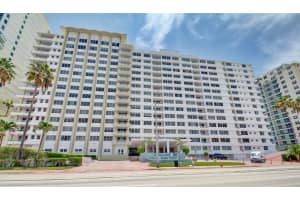 5005 Collins Ave PH 8, Miami Beach, FL 33140, Sold 09/01/21