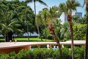 315 S Lake Dr #2f, Palm Beach, FL 33480, Sold 02/01/21