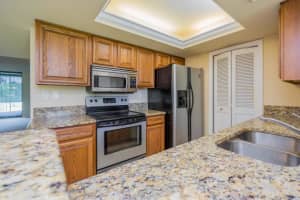 5350 Woodland Lakes Dr, Palm Beach Gardens, FL 33418, Sold 03/22/21