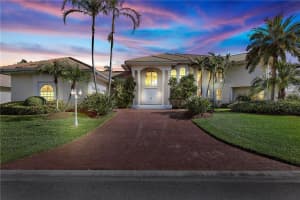 900 SW Bay Pointe Cir, Palm City, FL 34990, Sold 04/23/21