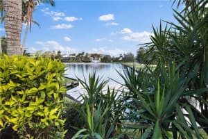 900 SW Bay Pointe Cir, Palm City, FL 34990, Sold 04/23/21