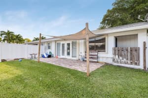 4446 Walden Cir, Lake Worth, FL 33463, Sold 12/30/20