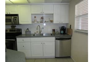 401 N Riverside Dr, Pompano Beach, FL 33062, Sold 01/19/21
