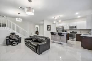 820 W Village Cir, Davie, FL 33325, Sold 11/17/20