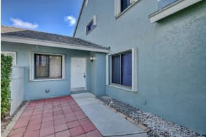 3879 Island Club Cir W, Lake Worth, FL 33462, Sold 12/11/20