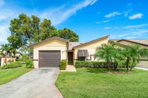17 Ridge Pointe Dr, Boynton Beach, FL 33435, Sold 11/11/20
