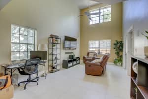 233 City View Dr, Fort Lauderdale, FL 33311, Sold 11/24/20