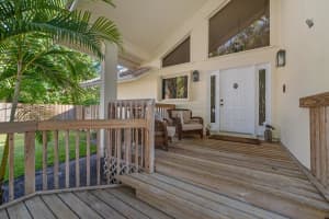 202 SE Atlantic Dr, Lantana, FL 33462, Sold 04/30/21