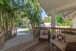 202 SE Atlantic Dr, Lantana, FL 33462, Sold 04/30/21