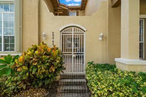 2414 NW 6th St, Boynton Beach, FL 33426, Sold 11/06/20