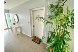 1900 S Ocean Dr, Fort Lauderdale, FL 33316, Sold 06/28/21