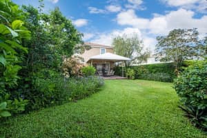 132 Woodlake Cir, Greenacres, FL 33463, Sold 10/30/20