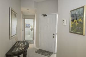 106 Half Moon Cir APT B3, Hypoluxo, FL 33462, Sold 11/12/20