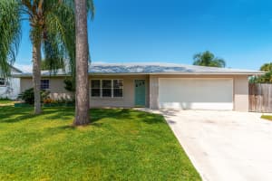 1107 NW 13th St, Stuart, FL 34994, Sold 02/05/21