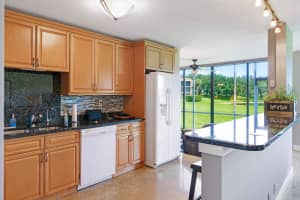 5380 Woodland Lakes Dr, Palm Beach Gardens, FL 33418, Sold 10/30/20