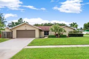 5468 Fox Valley Trail, Lake Worth, FL 33463, Sold 10/23/20