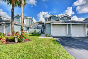 3839 Island Club Cir E, Lake Worth, FL 33462, Sold 11/13/20