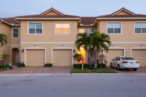 631 SW Glen Crest Way, Stuart, FL 34997, Sold 10/23/20
