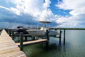 2446 Harbour Cove Dr, Fort Pierce, FL 34949, Sold 11/13/20