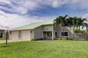 8121 SE Shiloh Terrace, Hobe Sound, FL 33455, Sold 11/02/20