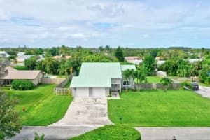 8121 SE Shiloh Terrace, Hobe Sound, FL 33455, Sold 11/02/20