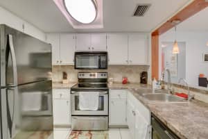 441 SE 10th St APT D104, Dania Beach, FL 33004, Sold 11/18/20