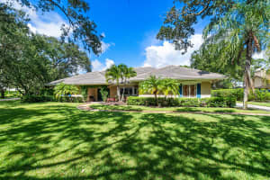 18457 SE Heritage Oaks Ln, Tequesta, FL 33469, Sold 01/08/21