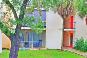 634 NW 13th St, Boca Raton, FL 33486, Sold 11/13/20