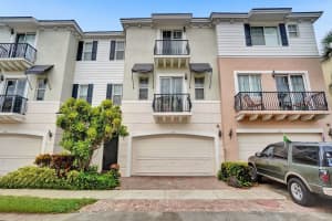 532 NW 39th Cir, Boca Raton, FL 33431, Sold 01/29/21