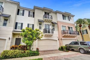 532 NW 39th Cir, Boca Raton, FL 33431, Sold 01/29/21
