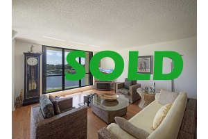 5380 Woodland Lakes Dr, Palm Beach Gardens, FL 33418, Sold 10/28/20